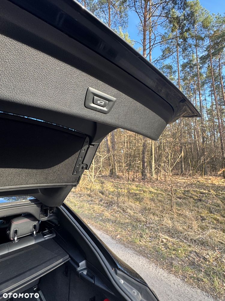 BMW 3GT 318d M Sport - 11