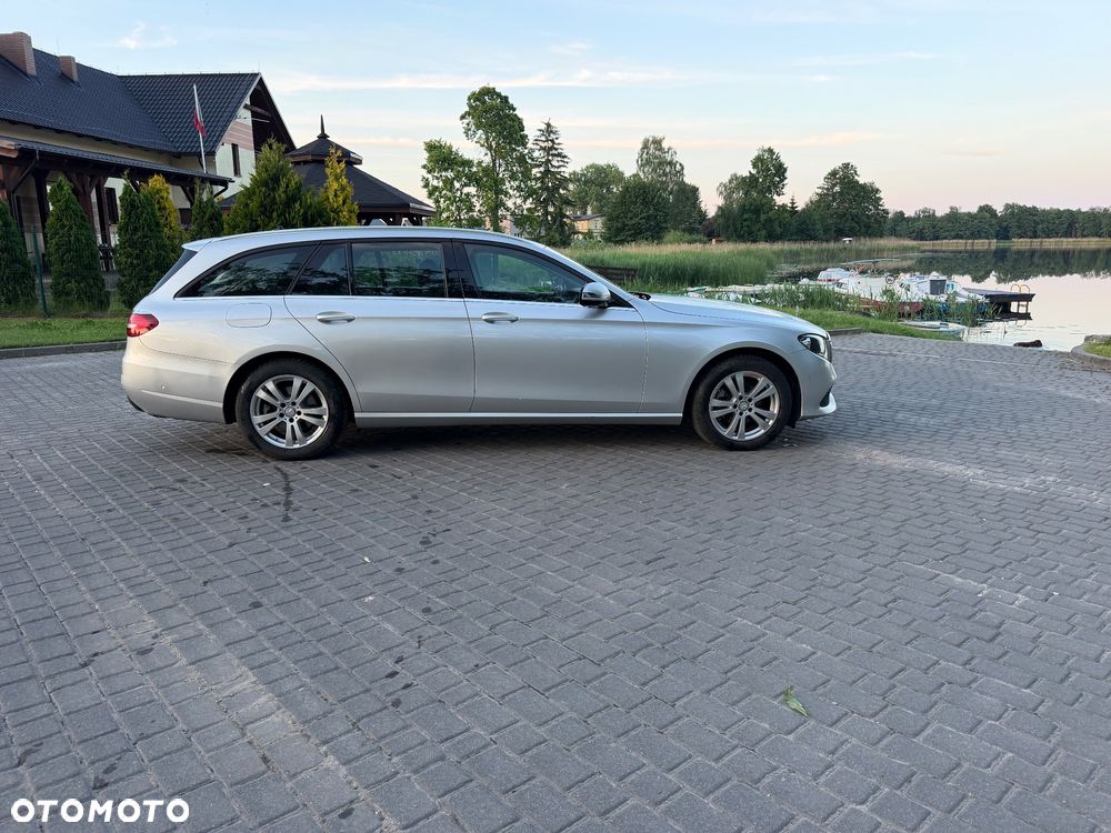 Mercedes-Benz Klasa E 220 d 9G-TRONIC - 6