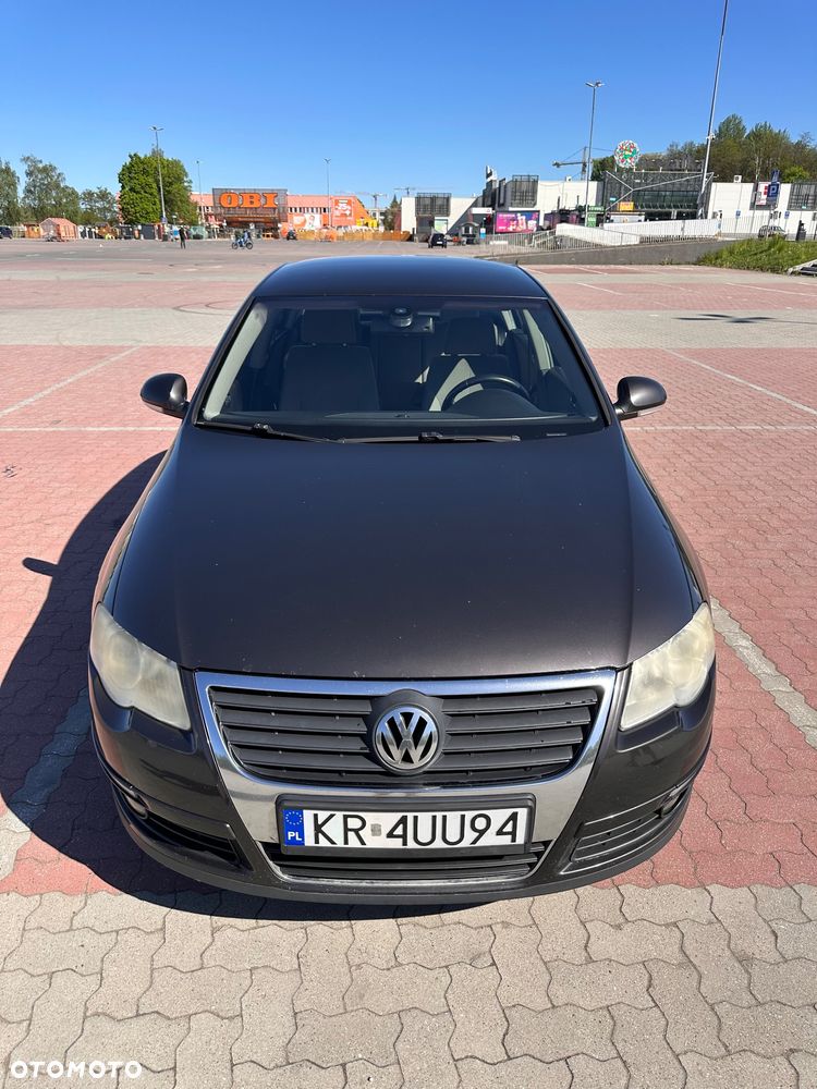 Volkswagen Passat - 10