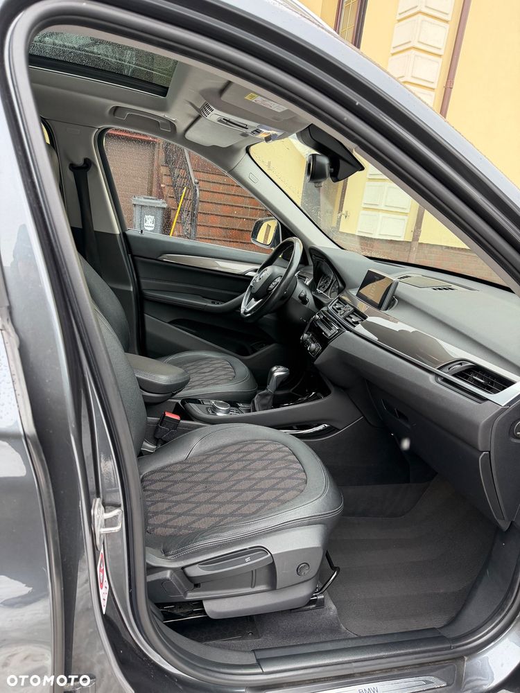 BMW X1 xDrive25d Advantage - 32