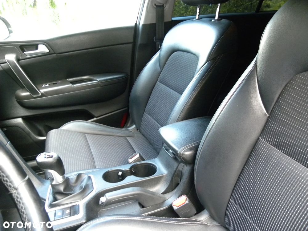 Kia Sportage 1.7 CRDI 2WD Spirit - 21