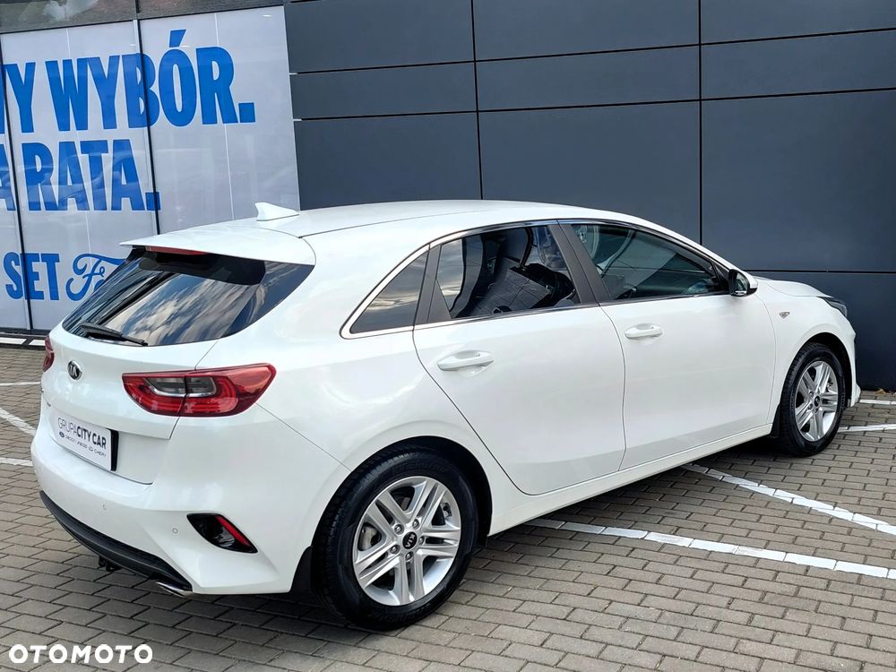 Kia Ceed 1.5 T-GDI M - 32