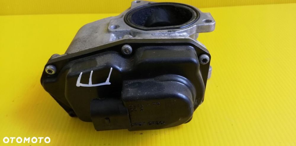 Zawór EGR Passat b6 Golf IV 2,0TDI 03L131501E - 1