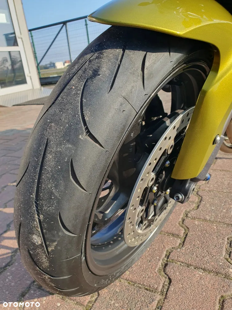 Honda CB - 8