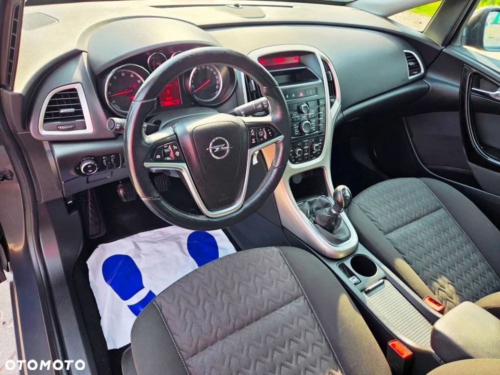 Opel Astra 1.4 Turbo Style - 26