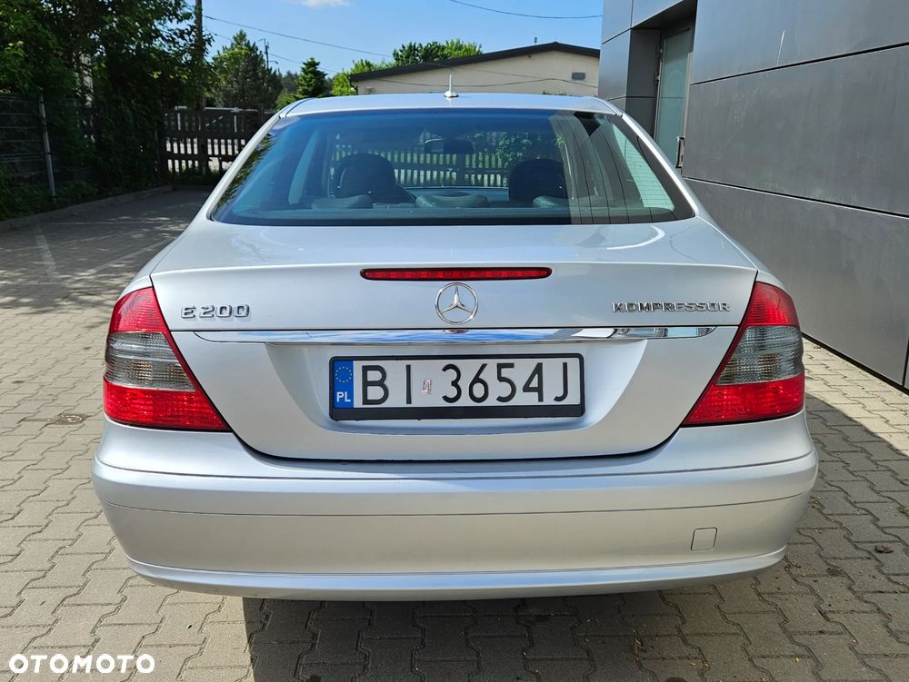 Mercedes-Benz Klasa E 200 Kompressor Elegance - 6