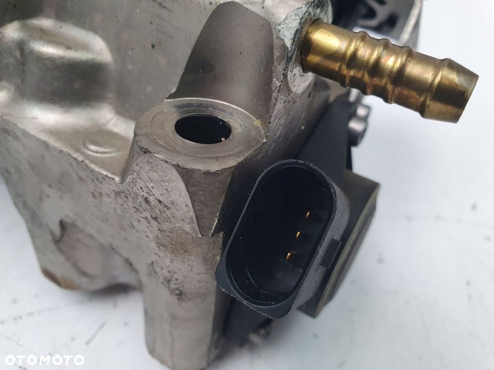 LISTWA WTRYSKOWA VW Golf V 1.6 FSI GK00266 - 7