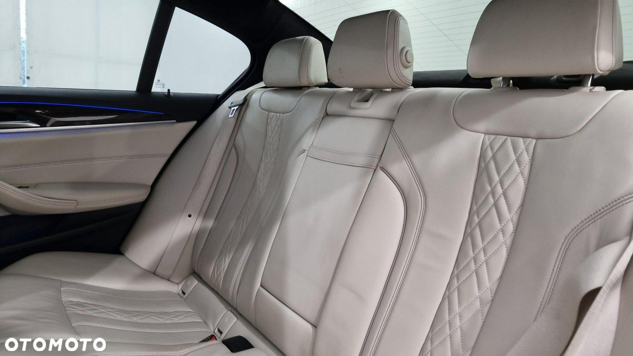 BMW Seria 5 - 22