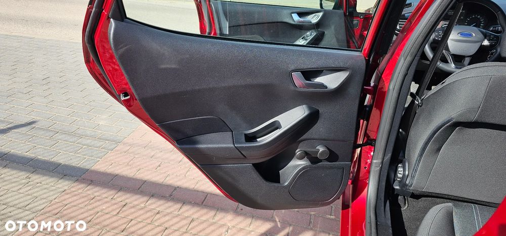 Ford Fiesta - 12