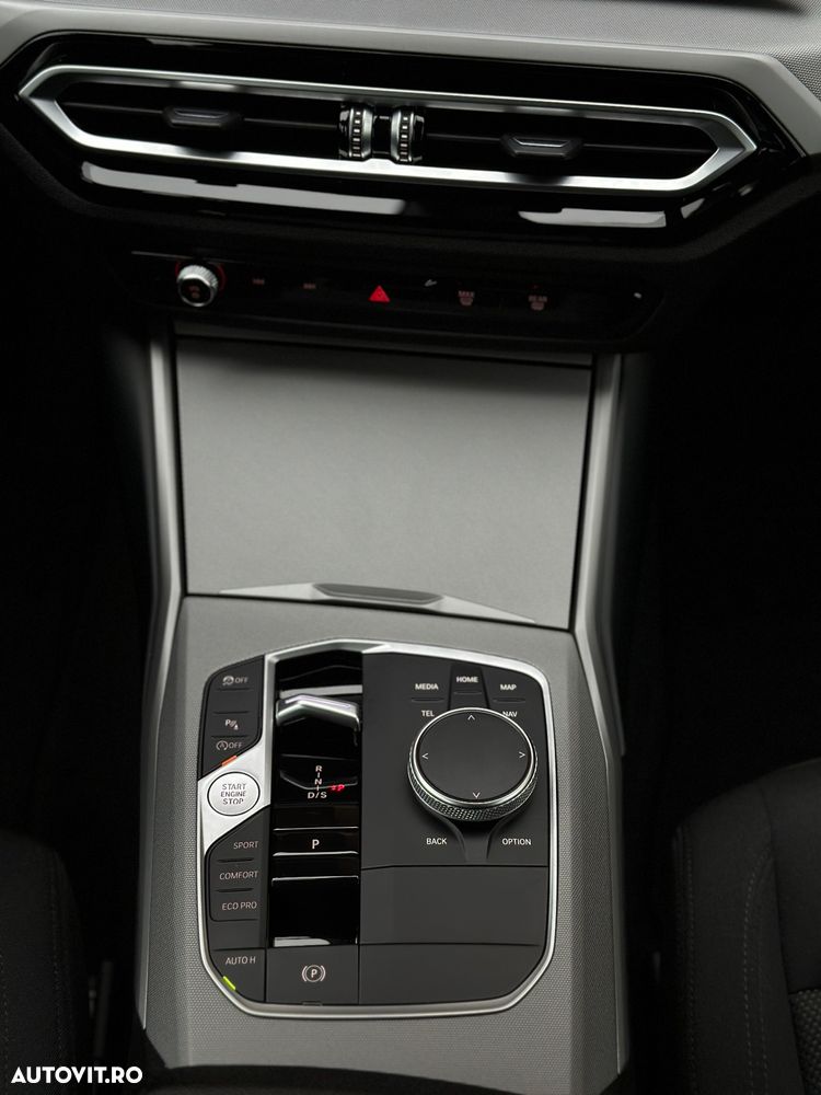 BMW Seria 3 318i AT - 12