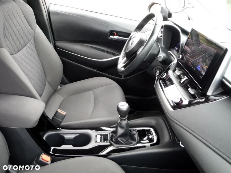 Toyota Corolla 1.5 Comfort - 34