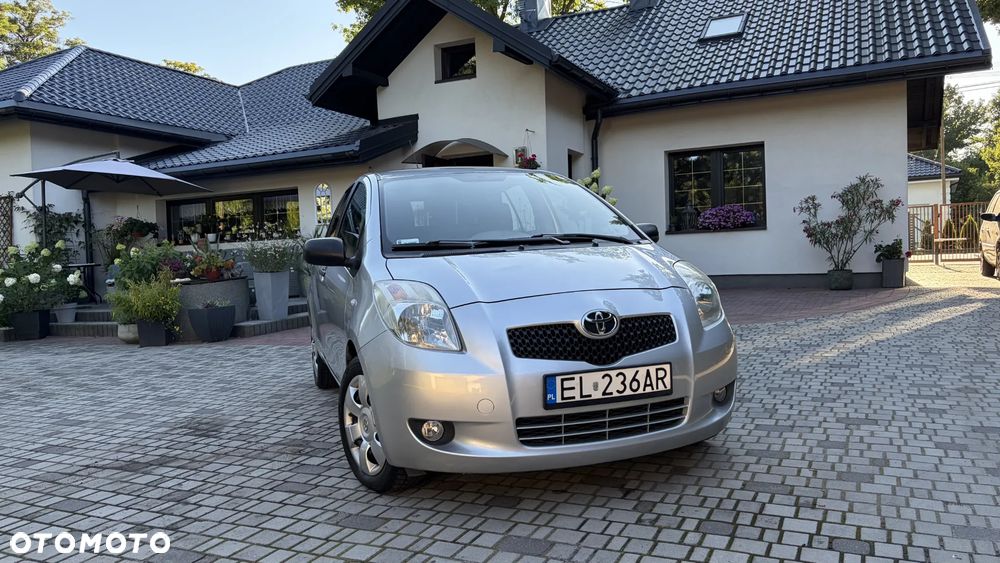Toyota Yaris 1.3 Luna A/C - 13