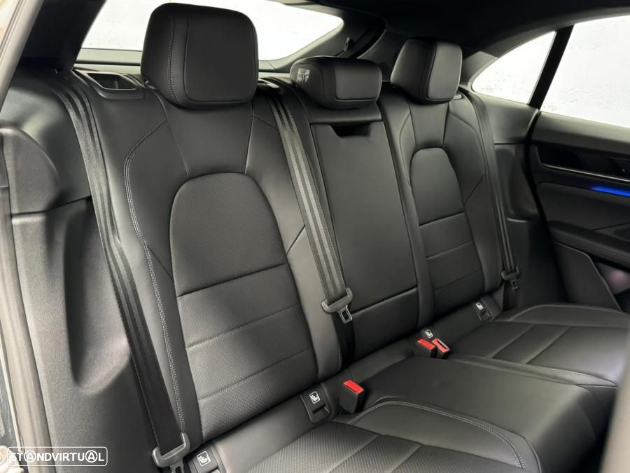 Porsche Macan Electric 4 - 52