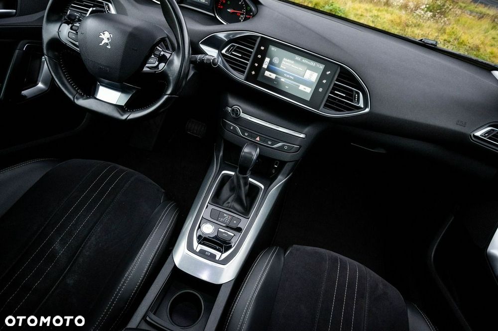 Peugeot 308 BlueHDi FAP 120 EAT6 Stop&Start GT-Line Edition - 32