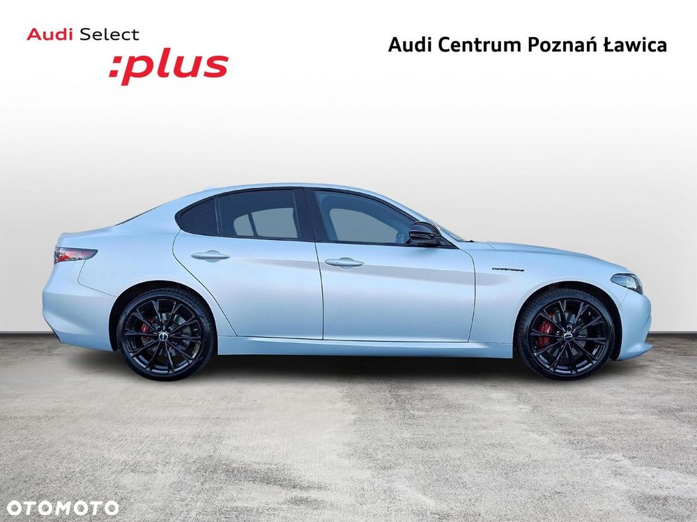 Alfa Romeo Giulia - 5