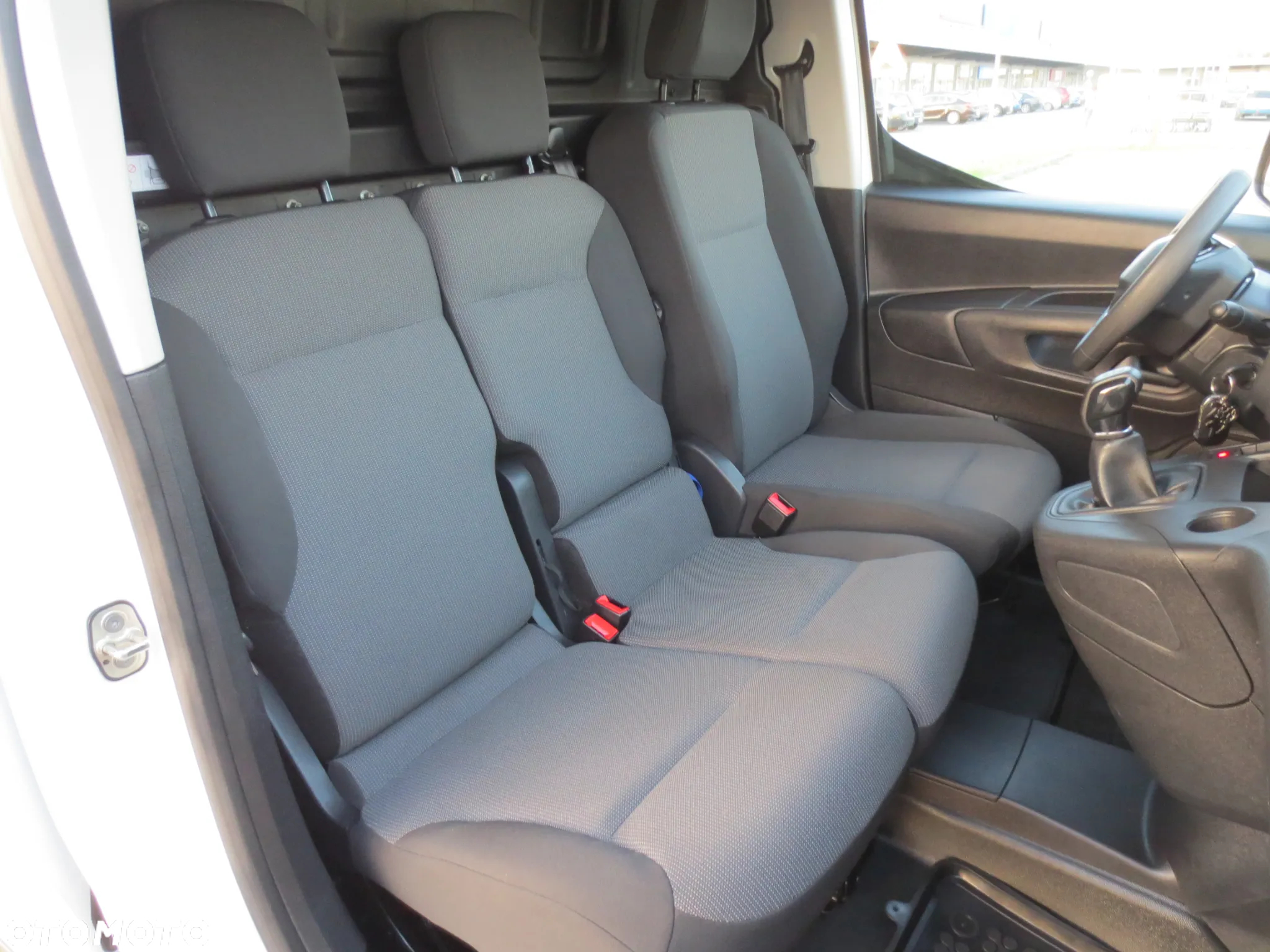 Peugeot PARTNER Niski przebieg 3 OSOBY salon POLSKA - 16
