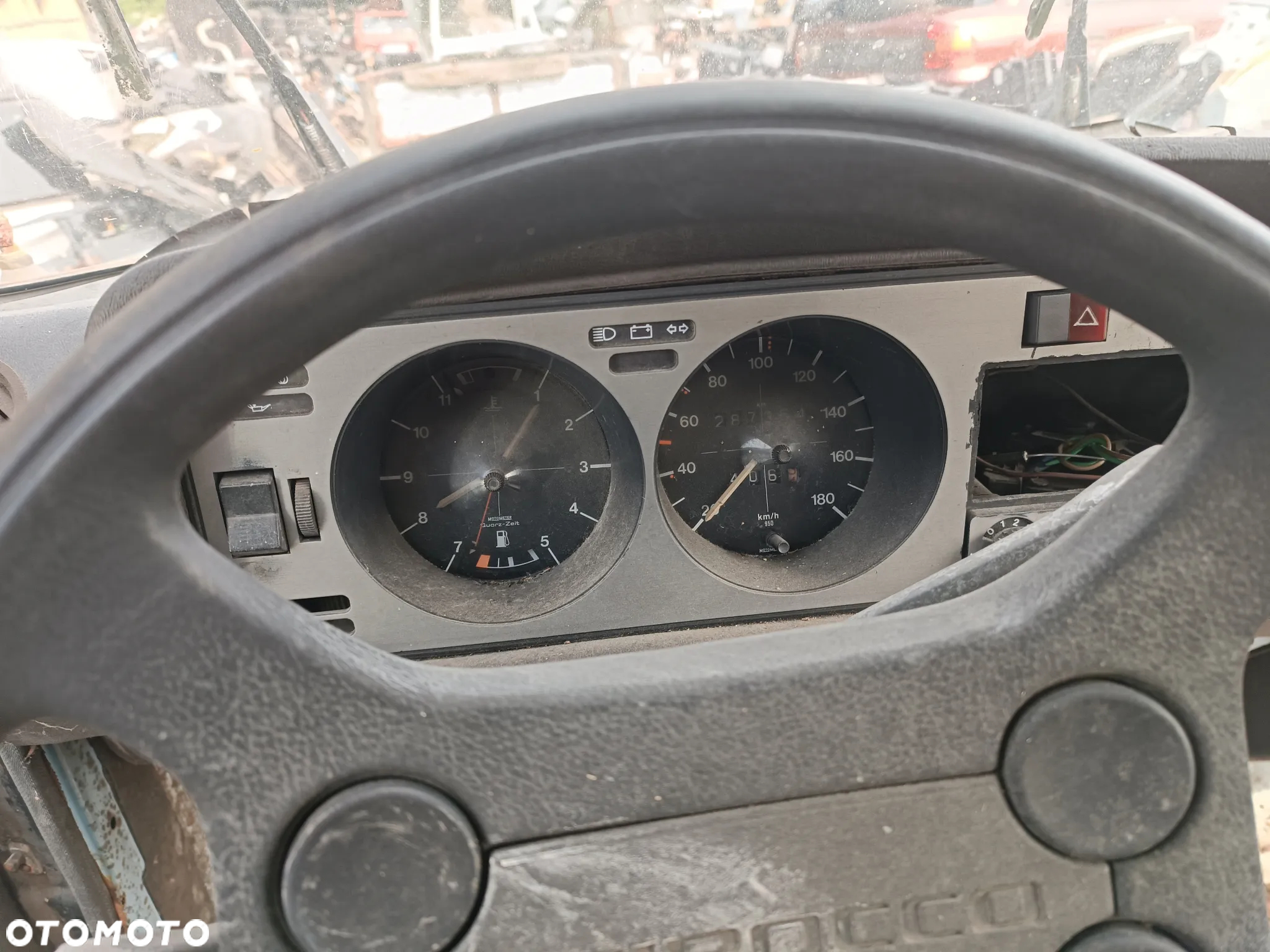 VW GOLF Mk1 Drzwi Pas Szyby Skrzynia Lampy - 39