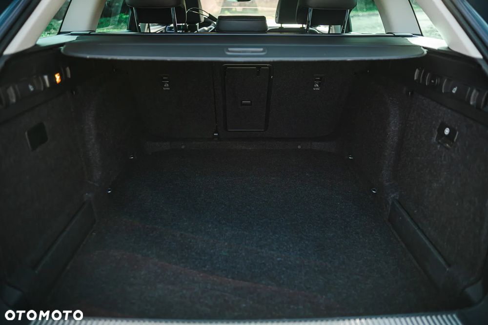 Skoda Superb 2.0 TDI 4x4 L&K - 24