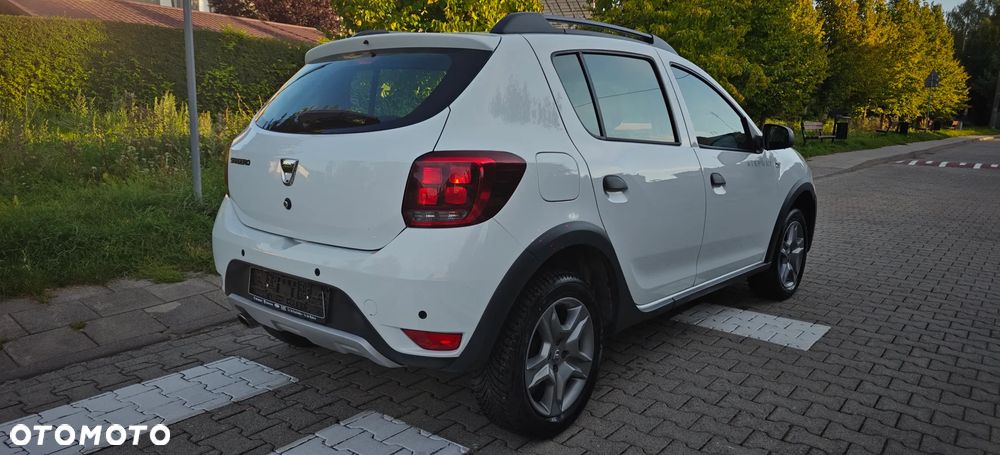 Dacia Sandero Stepway TCe 90 Prestige - 4