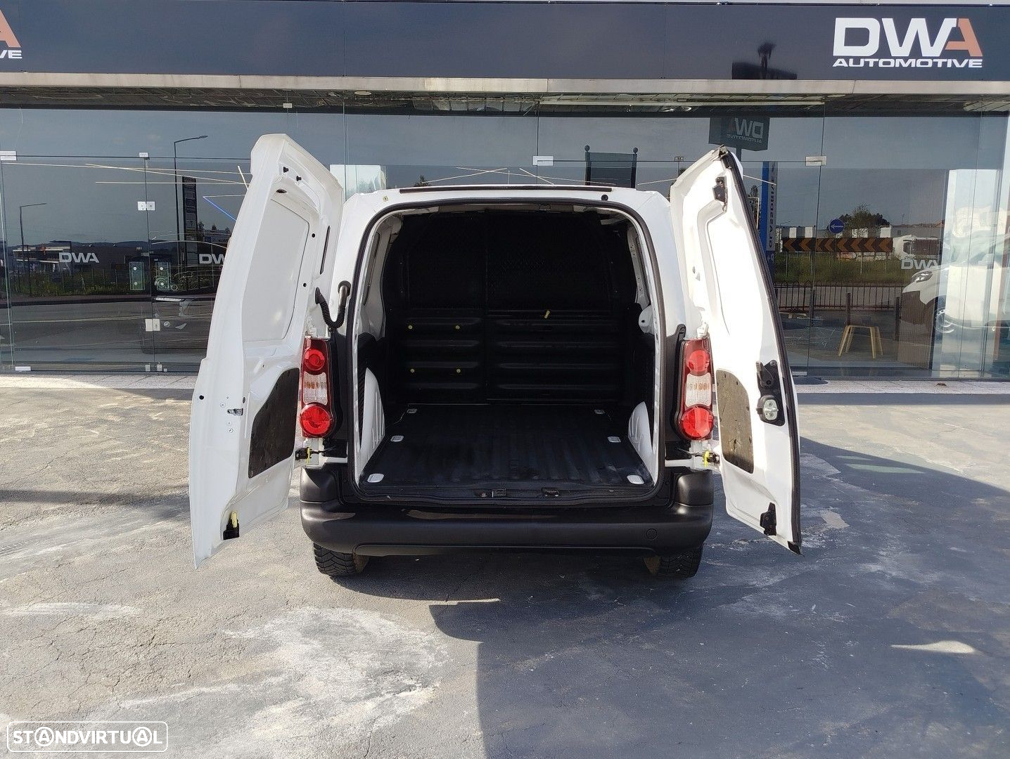 Citroën Berlingo 1.6 BlueHDi L1 Club 3L - 7