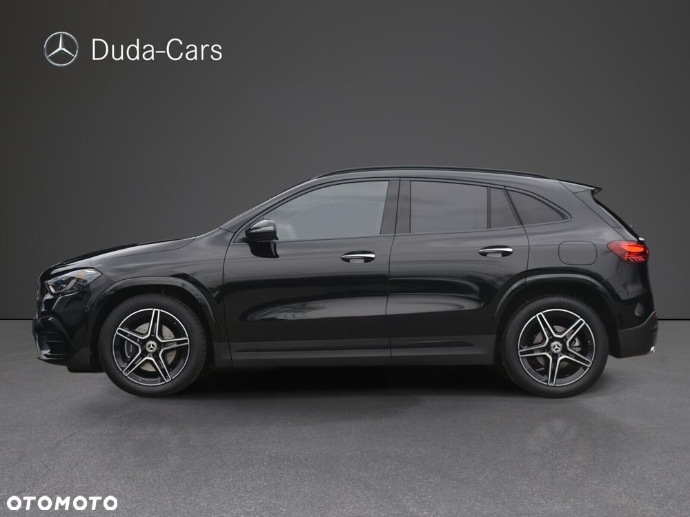 Mercedes-Benz GLA 200 AMG Line - 4
