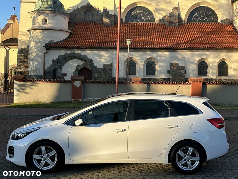 Kia Ceed 1.6 CRDi 136 DCT ISG GT Line - 6