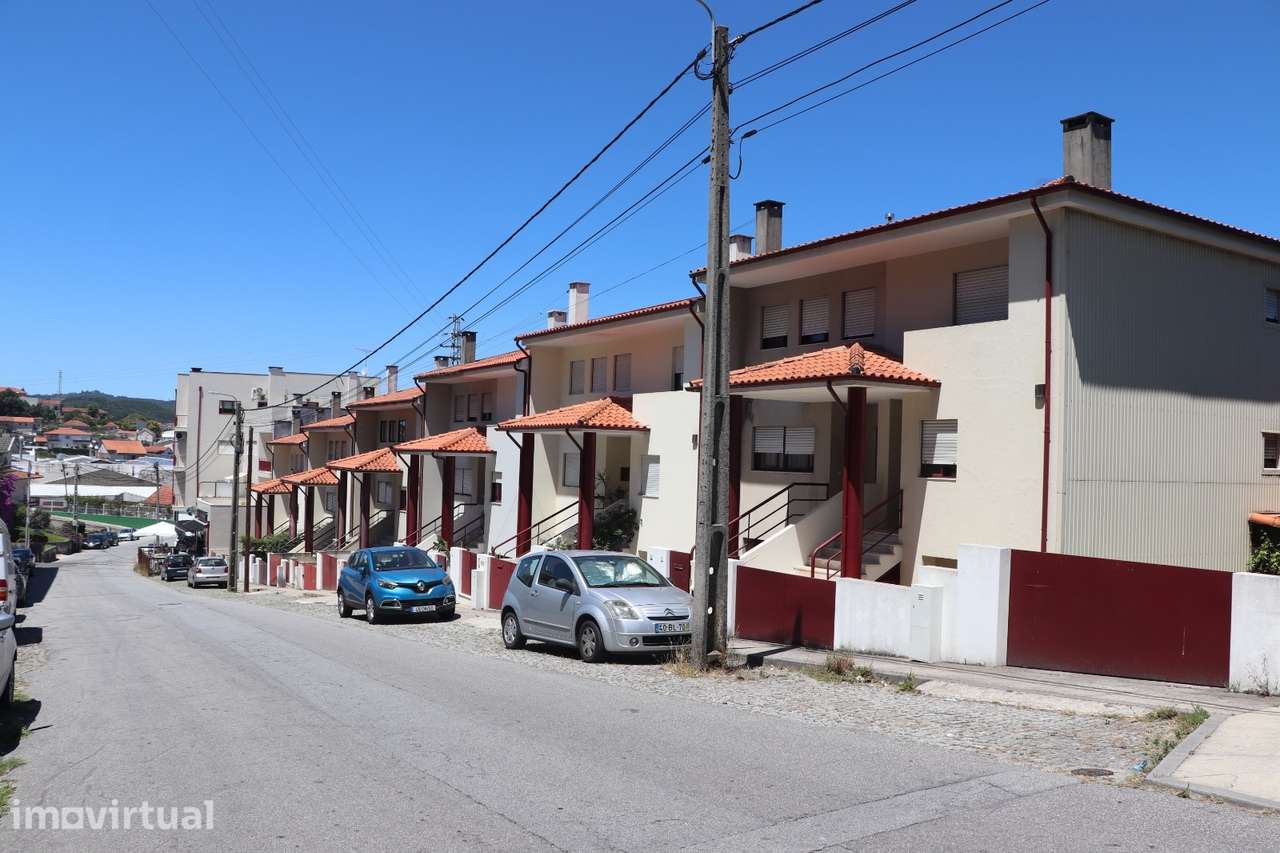 Moradia Geminada T3 Venda em Caldas de Vizela (São Miguel e São João), - Grande imagem: 3/30