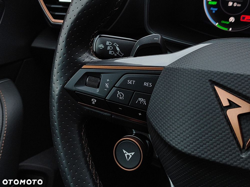 Cupra Formentor 1.4 e-Hybrid VZ DSG - 19