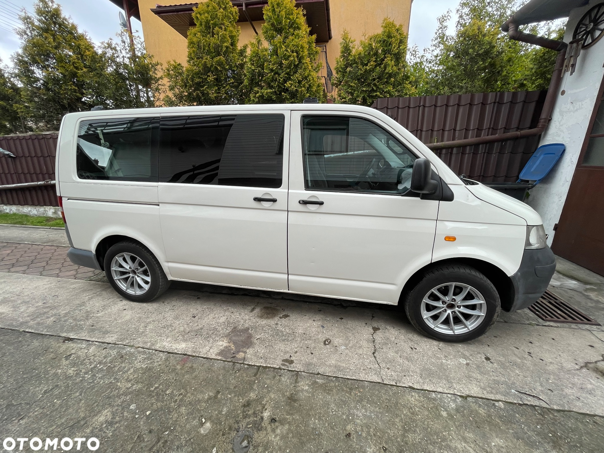 Volkswagen Transporter - 4