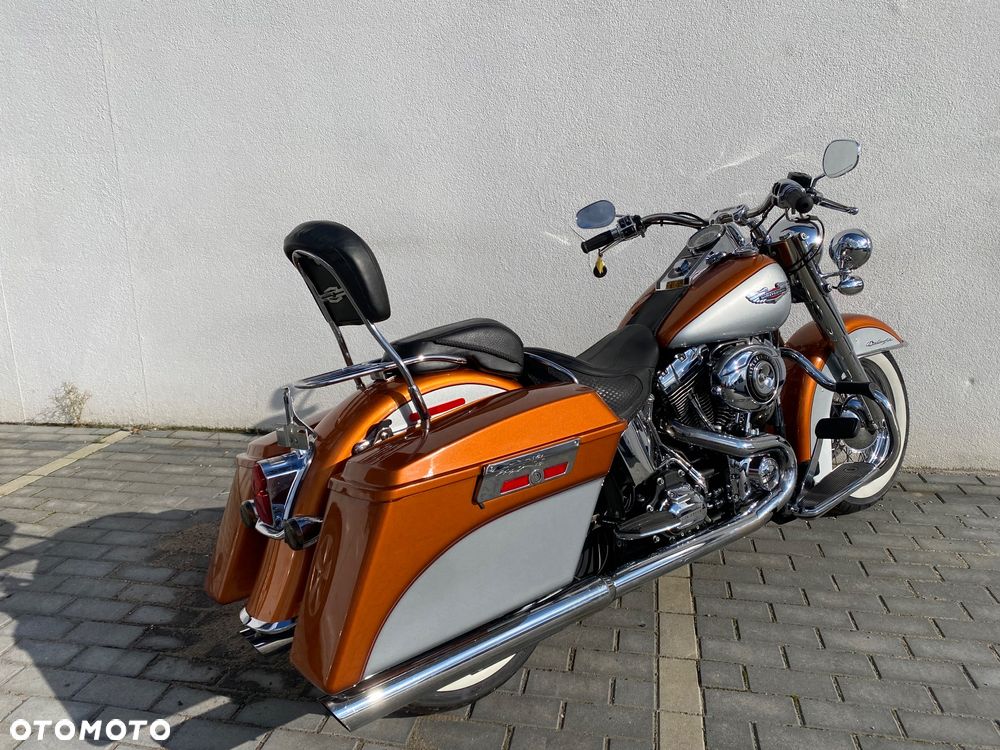 Harley-Davidson Softail Deluxe - 2