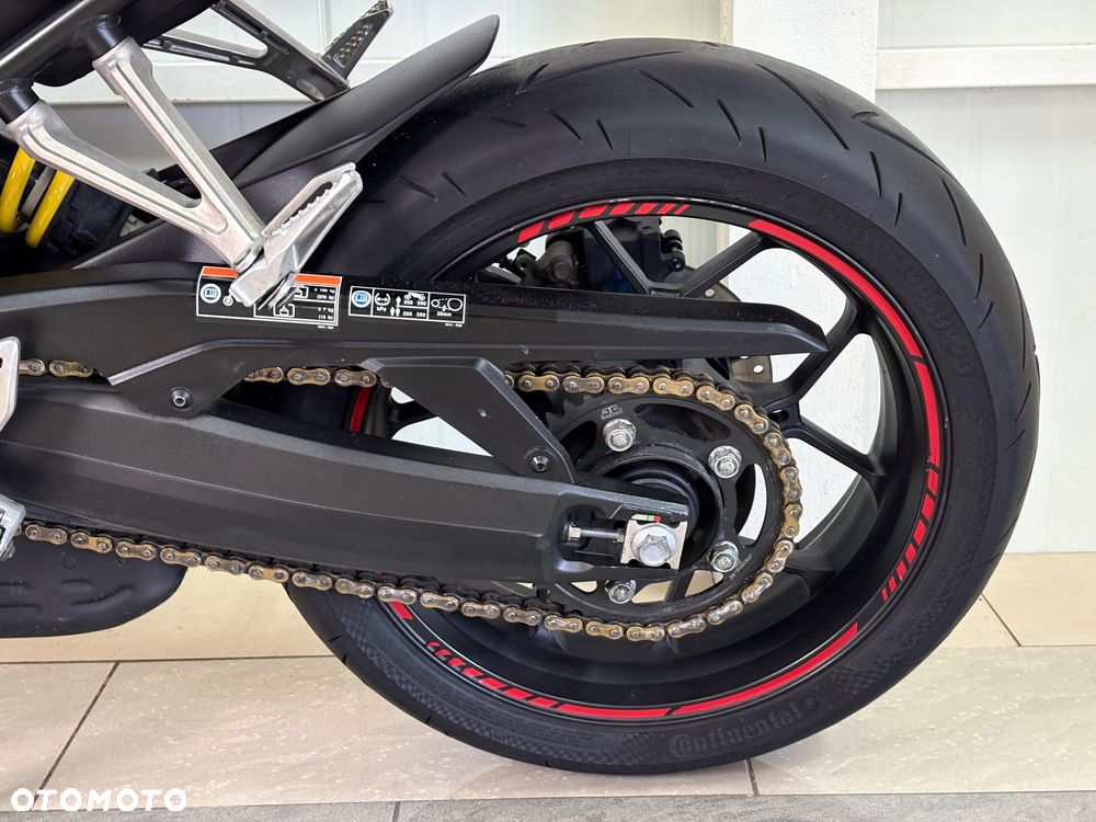 Honda CBR - 17