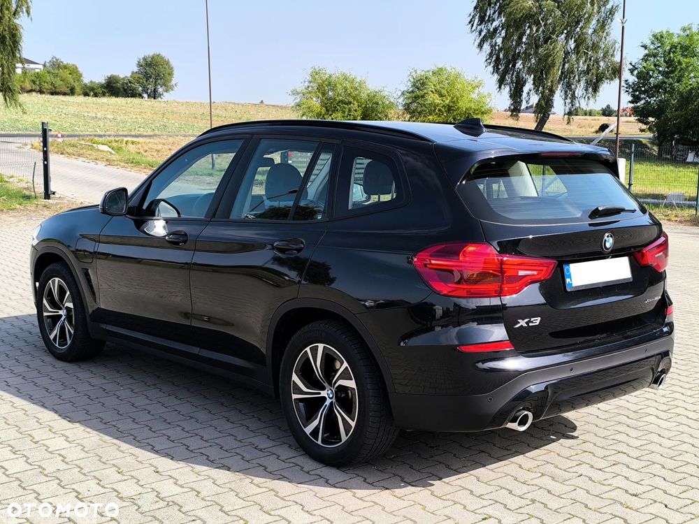 BMW X3 xDrive30e Advantage - 5