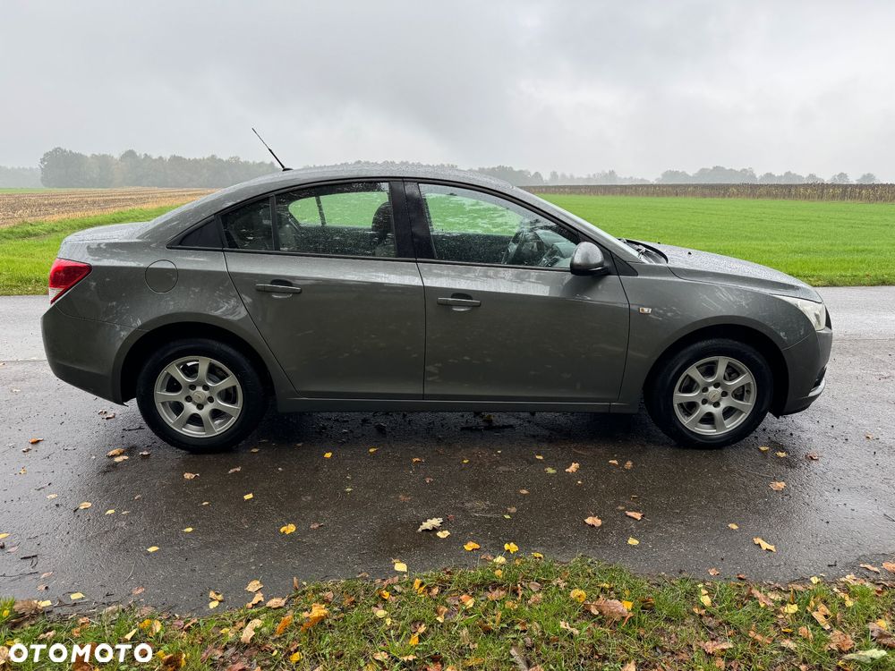 Chevrolet Cruze - 6
