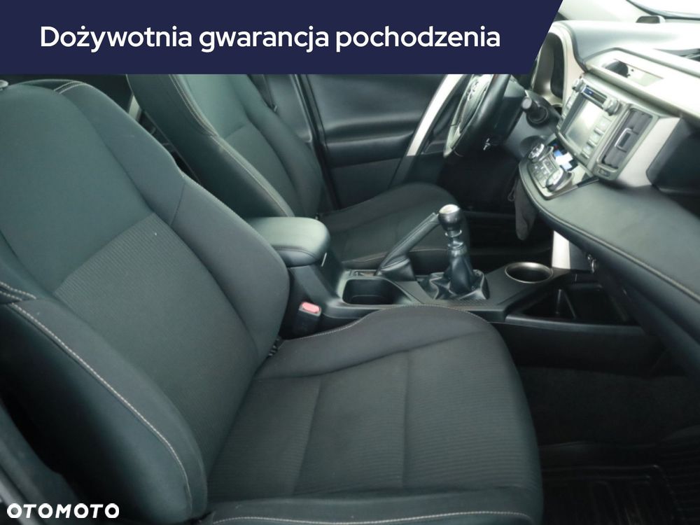 Toyota RAV4 - 9