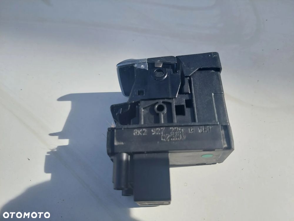 PRZYCISK HAMULCA RĘCZNY AUDI A4 B8 8K2927225B - 2