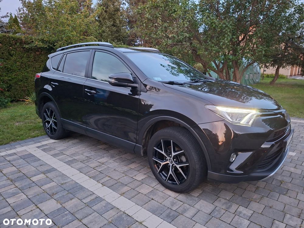 Toyota RAV4 2.0 D-4D Prestige 4x2 - 1