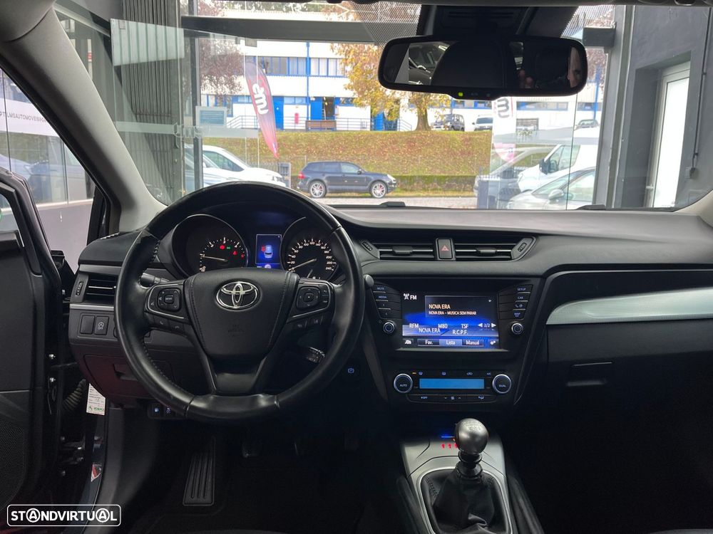Toyota Avensis Touring Sports 2.0 D-4D Exclusive - 12