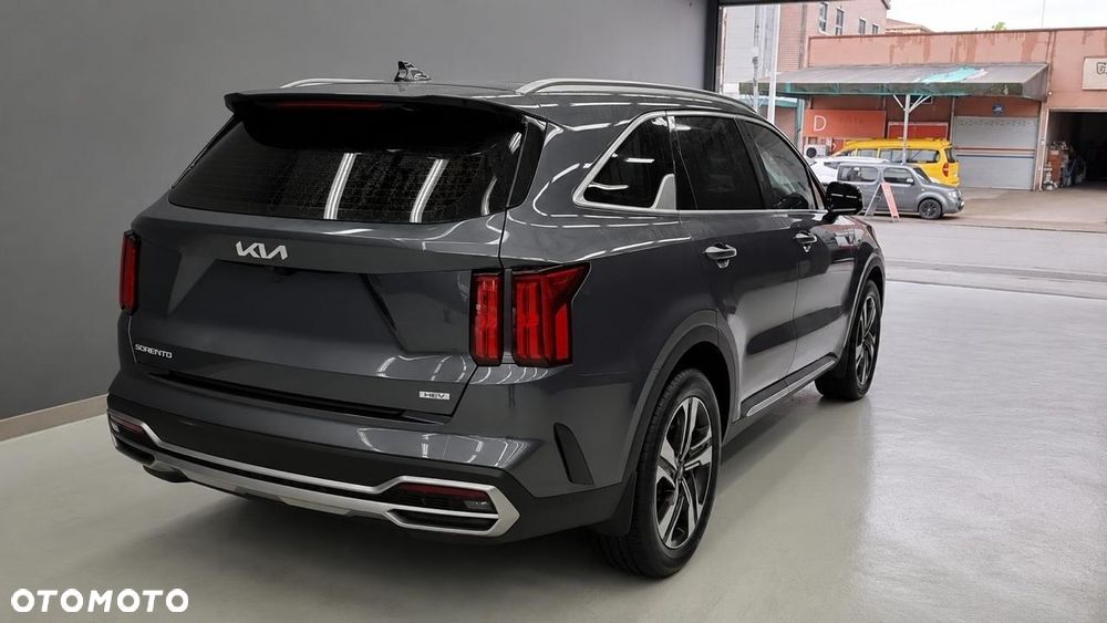 Kia Sorento - 4