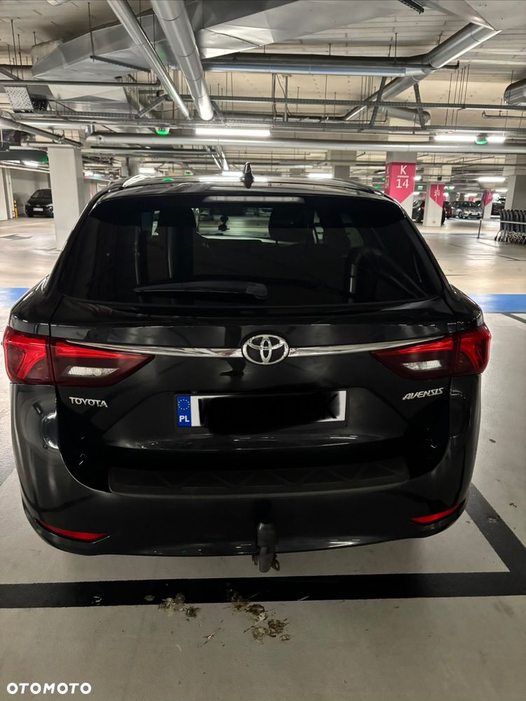 Toyota Avensis Touring Sports 1.8 Business Edition - 13
