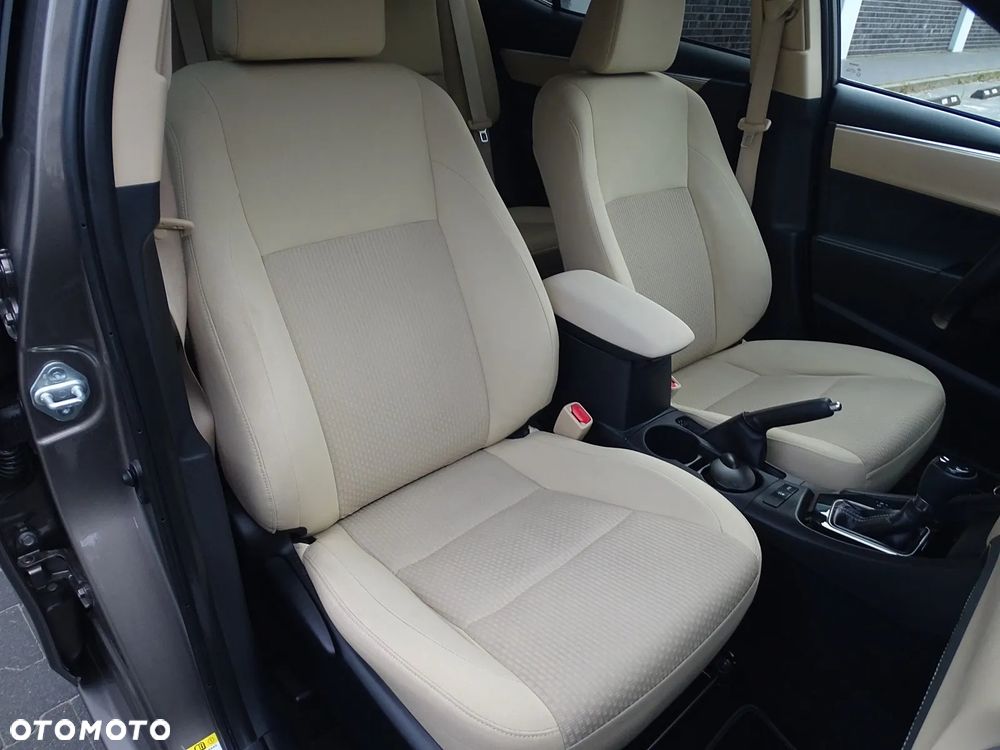 Toyota Corolla 1.6 Comfort MS - 19