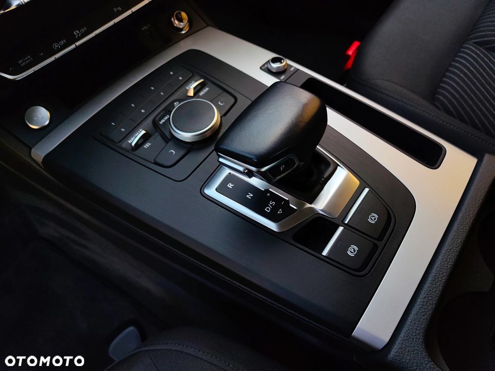 Audi Q5 35 TDI mHEV S tronic - 22