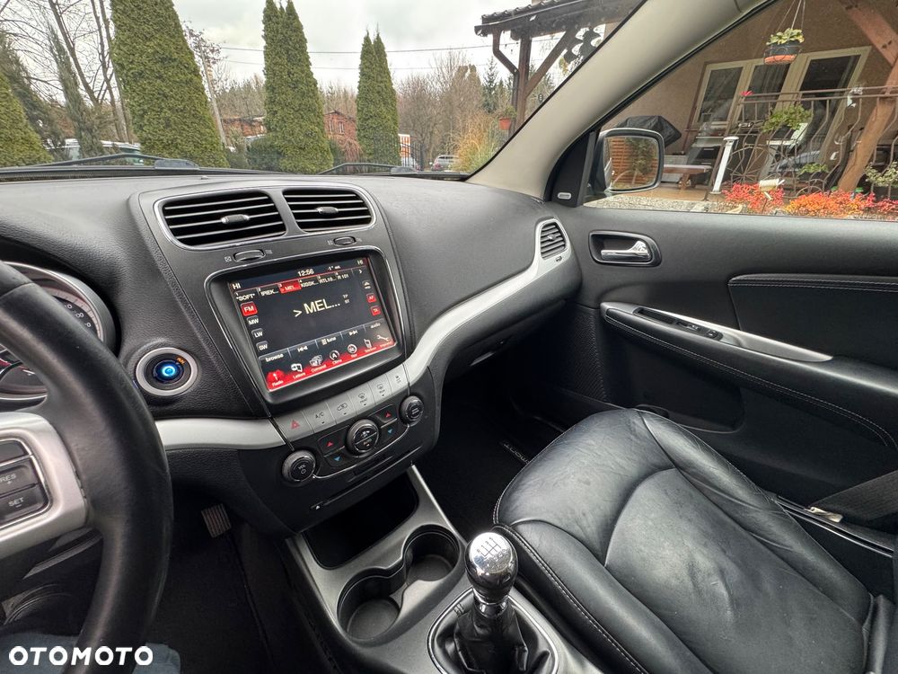 Fiat Freemont 2.0 Multijet Lounge - 33