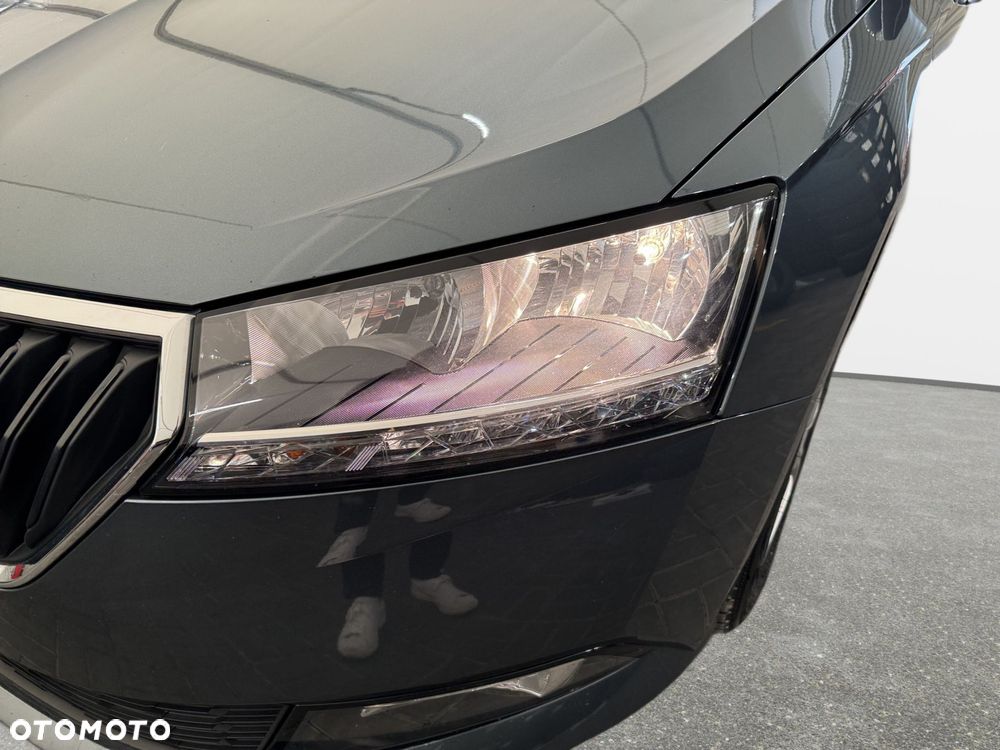Skoda Fabia 1.0 TSI Ambition - 10