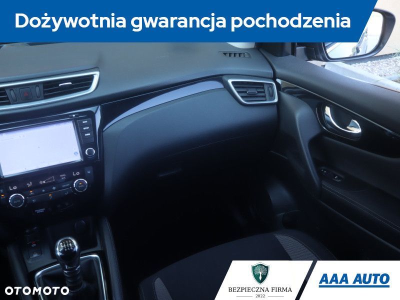 Nissan Qashqai - 10