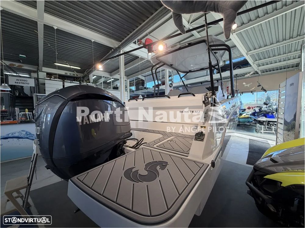 Beneteau Flyer 8 SUNdeck V2 - 5