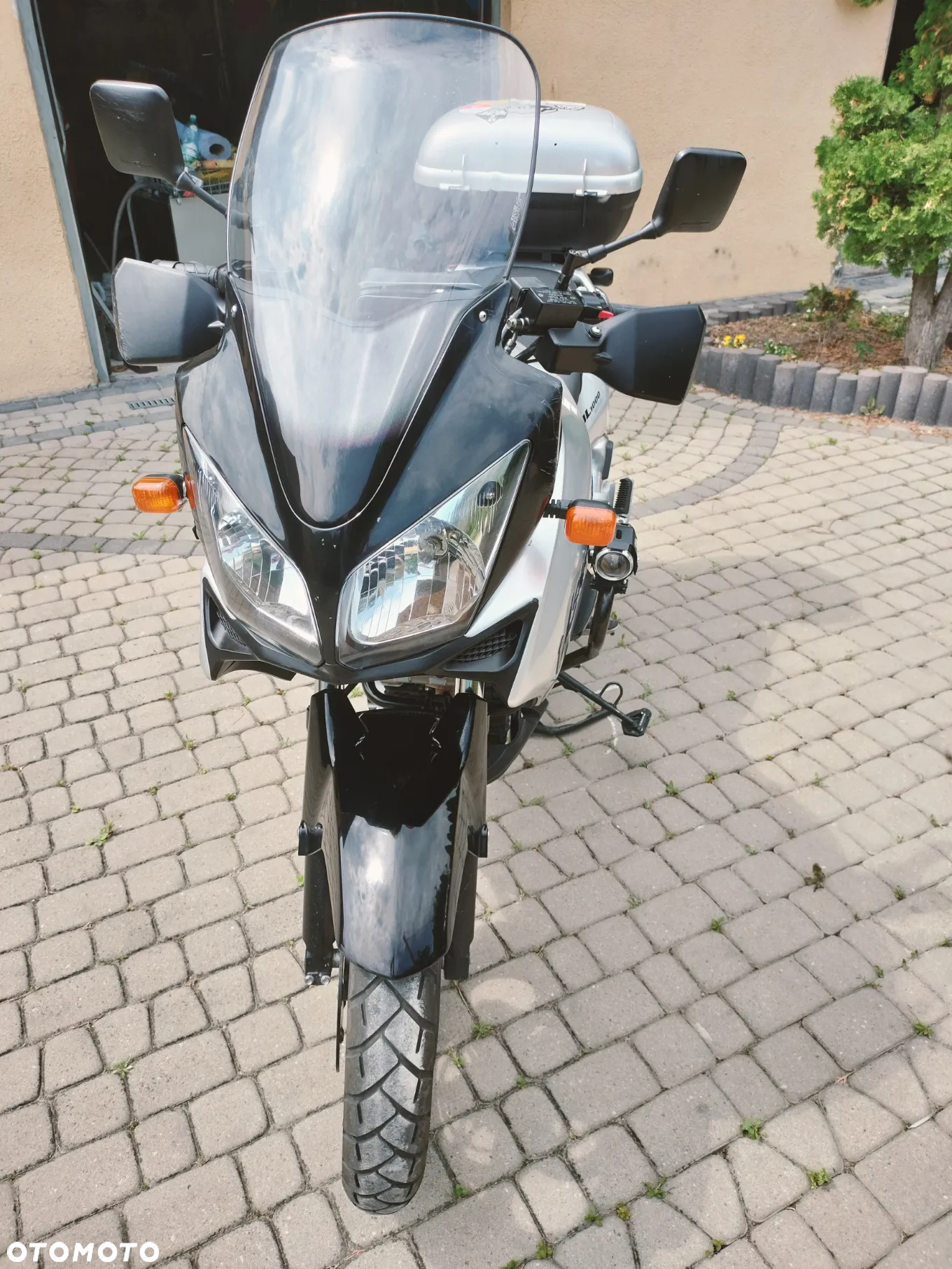 Suzuki V-STROM - 7