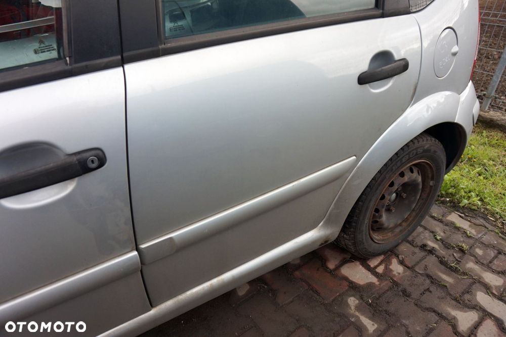 DRZWI TYLNE LEWE C3 I LIFT EZRC  SREBRNY CITROEN 2005-2013 - 2