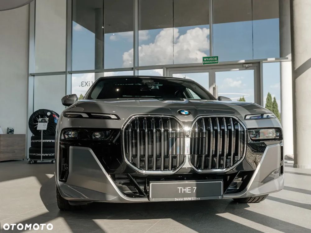 BMW Seria 7 740d xDrive - 3