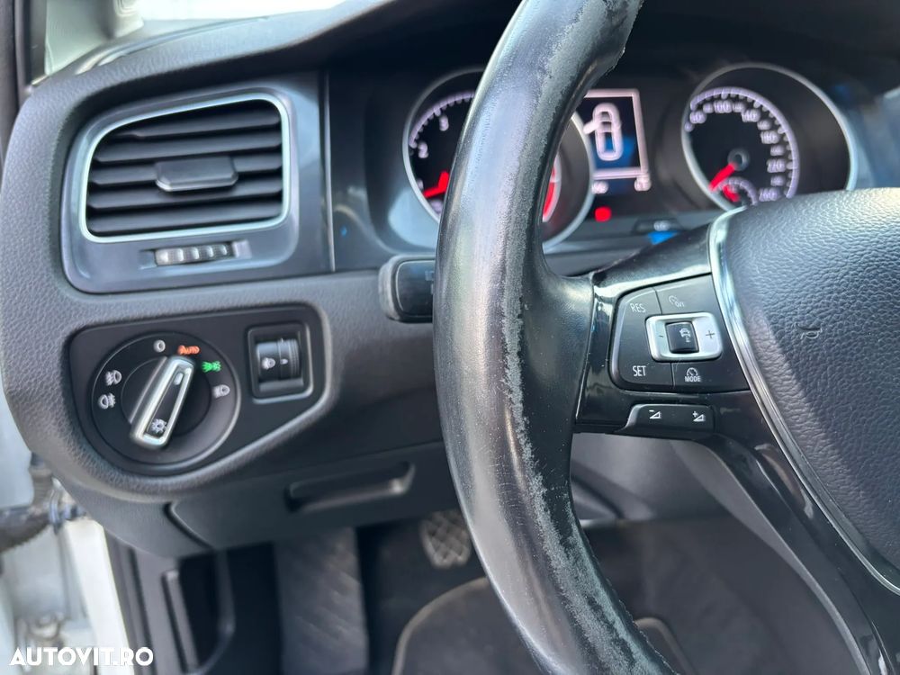 Volkswagen Golf 1.4 TSI Comfortline - 29