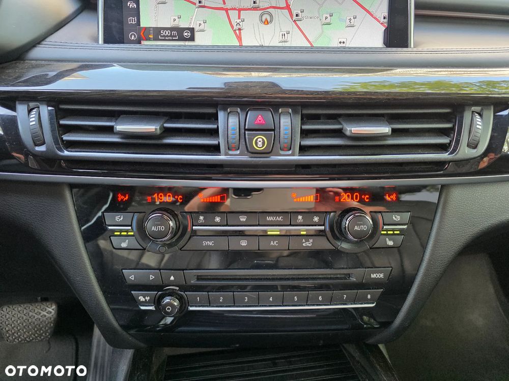 BMW X5 xDrive40d - 15